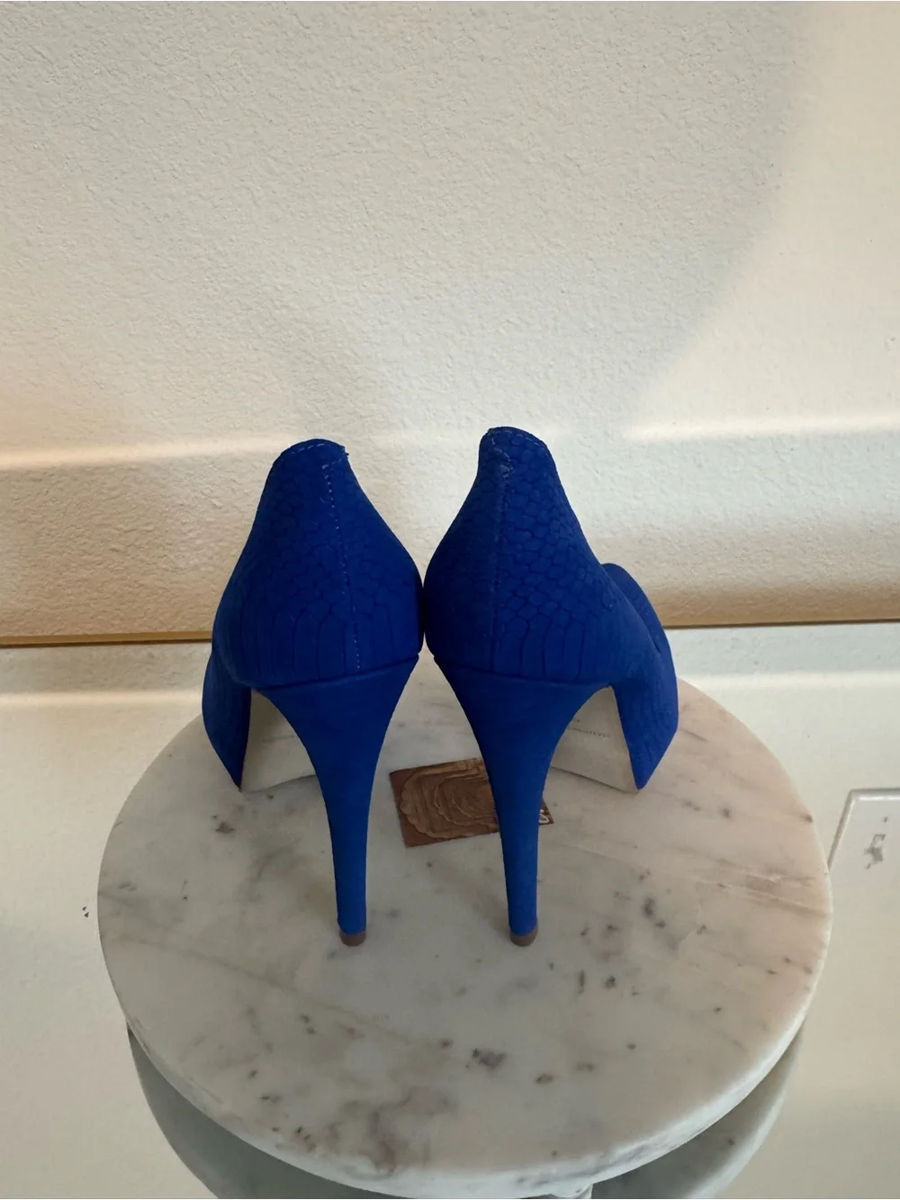Steven by Steve Madden Electric Blue Textured Round-Toe Pumps - SIZE: 8 M